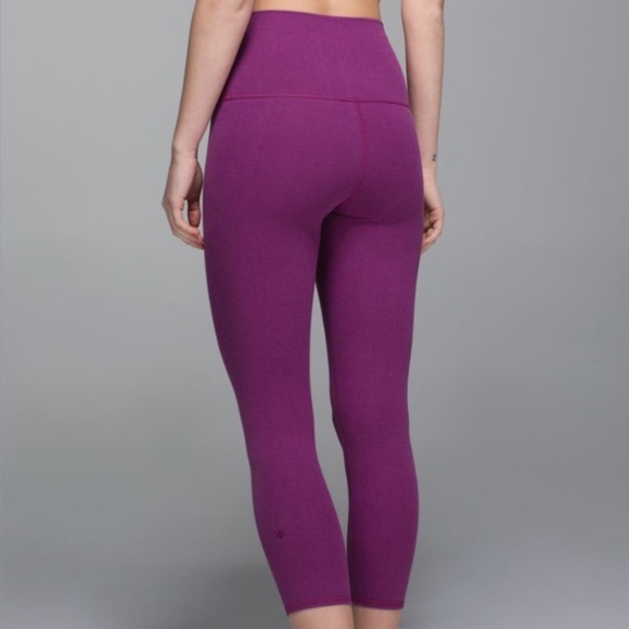 LULULEMON Wunder Under Crop II Cotton* -Regal Plum - Picture 2 of 6
